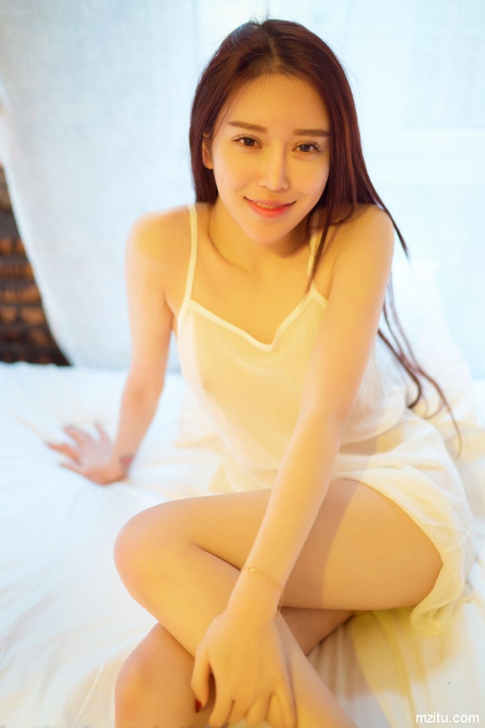 七分妩媚乱人心 阳光美女Rayshen玉兔慵懒的午后