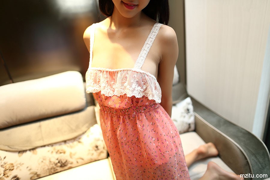 ROSI写真情趣系列 性感女仆爆乳翘臀诱惑无限