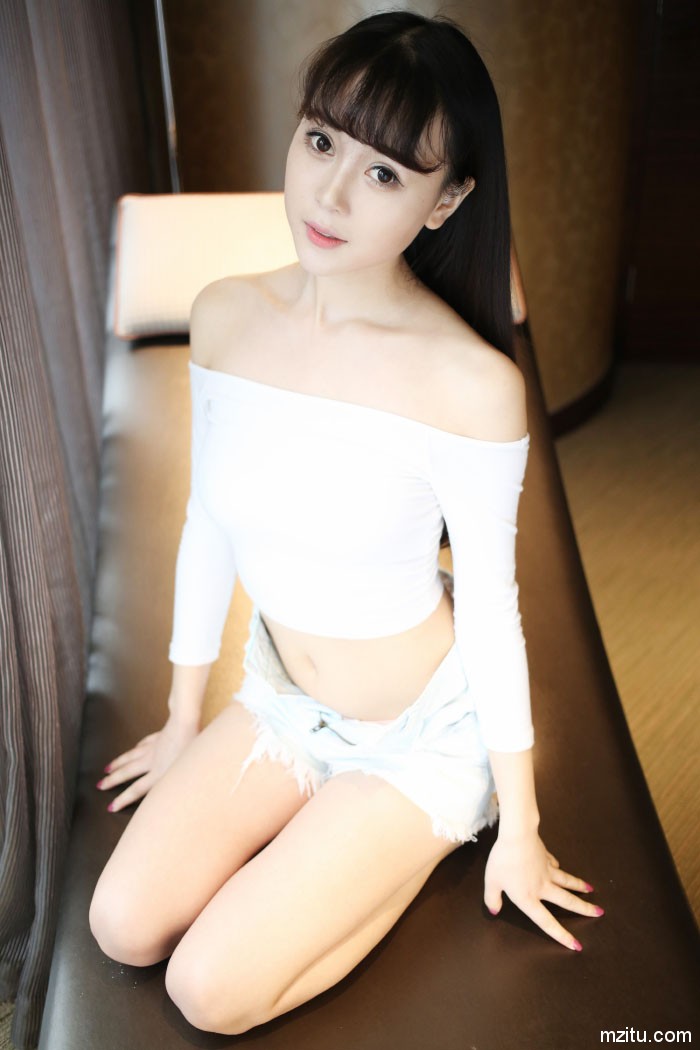 翘臀美女赵小米寂寞自摸 完美胴体洁白无瑕