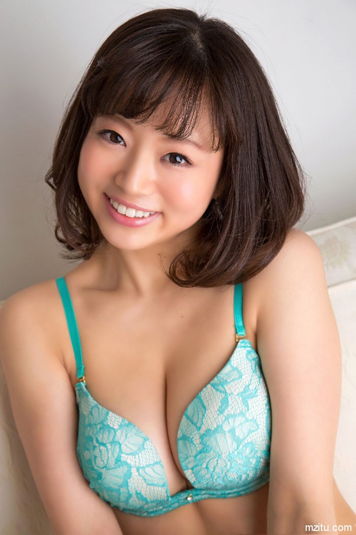 日本性感少女喜屋武千秋高清内衣写真