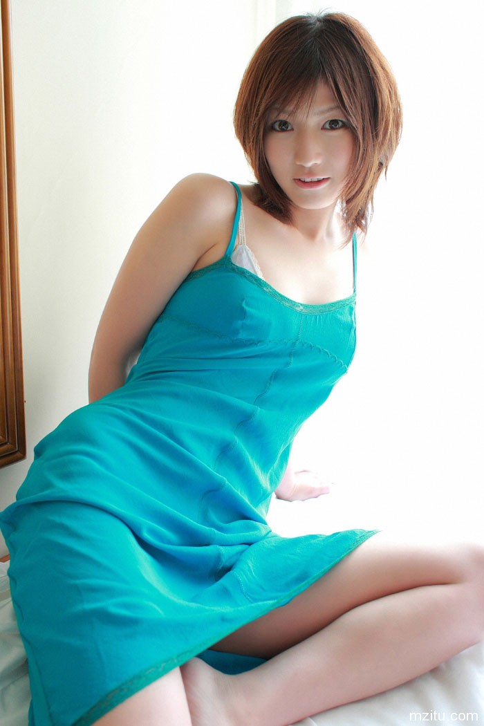 气质美女  日本女优京本有加清纯写真