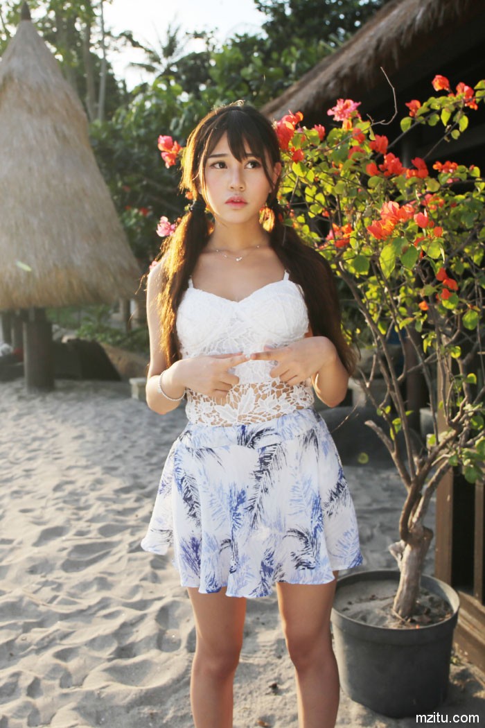 美媛馆第一清纯妹子Milk楚楚清新写真