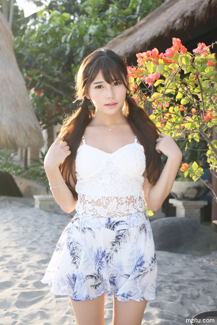 美媛馆第一清纯妹子Milk楚楚清新写真