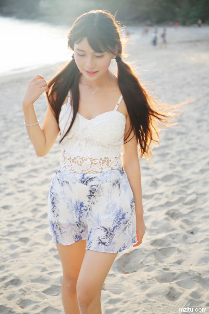 美媛馆第一清纯妹子Milk楚楚清新写真