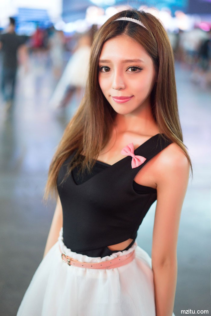 不露一样能火, 2015ChinaJoy的高颜值美女们