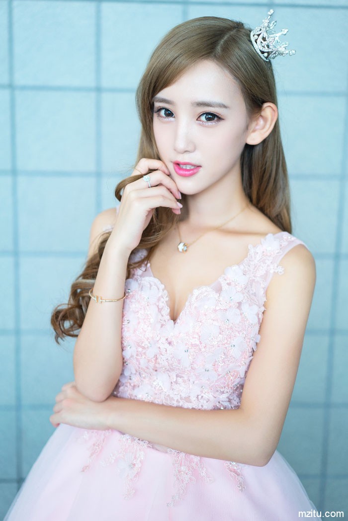 不露一样能火, 2015ChinaJoy的高颜值美女们