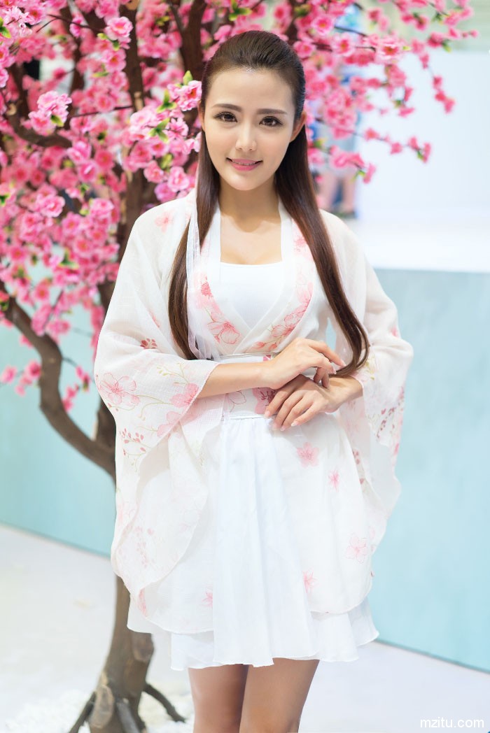 不露一样能火, 2015ChinaJoy的高颜值美女们