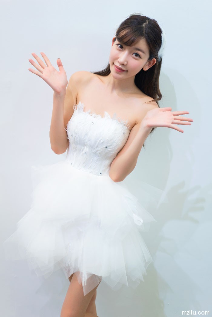 不露一样能火, 2015ChinaJoy的高颜值美女们