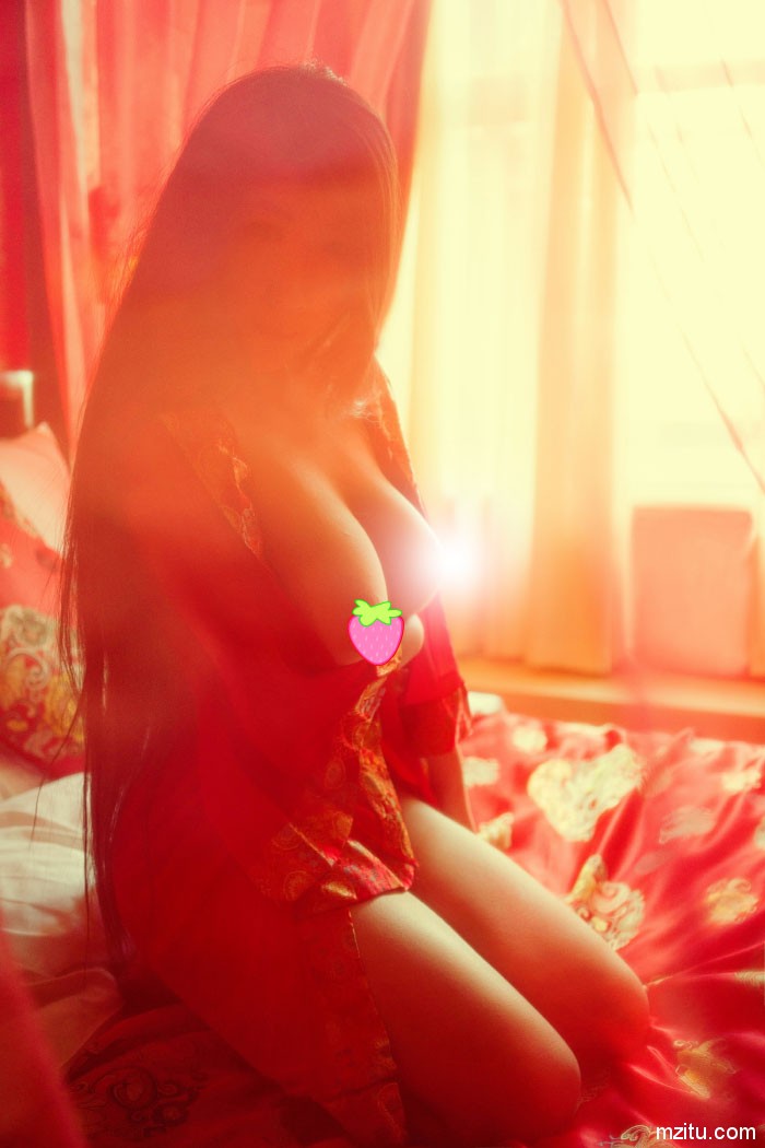 豪乳肥臀喷血诱惑! 国产风俗媚娘徐路情趣写真