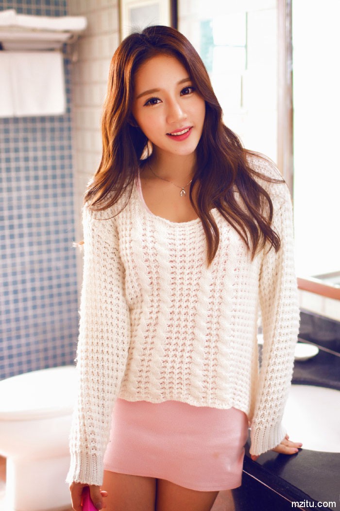 Bololi 小清新阳光甜美嫩模小丽莎萌萌哒