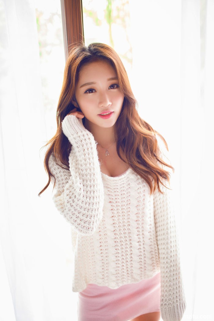 Bololi 小清新阳光甜美嫩模小丽莎萌萌哒