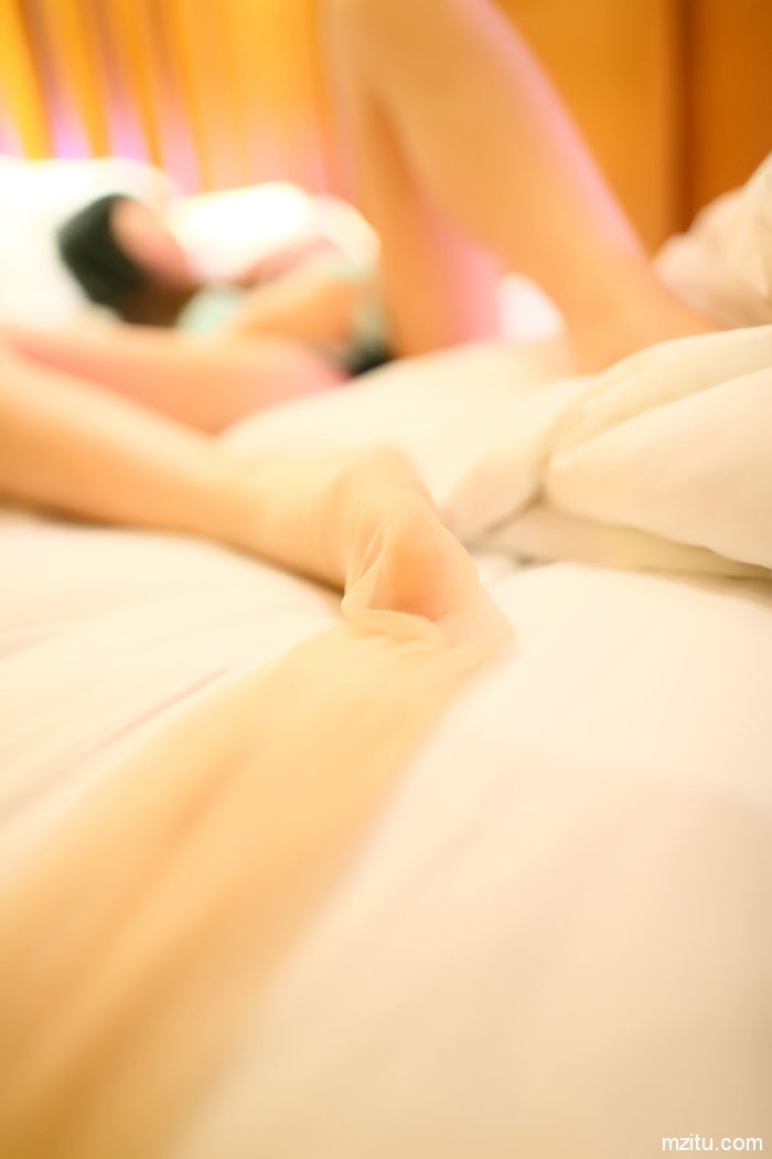 ROSI写真 性感少妇美腿丝袜美臀私房照