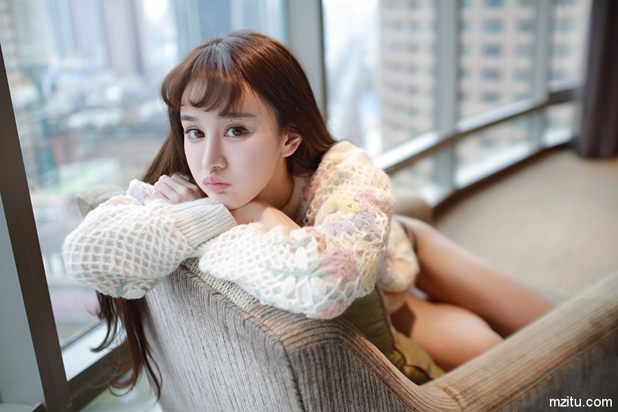 两点若隐若现 Cheryl青树高叉紧身衣私房照