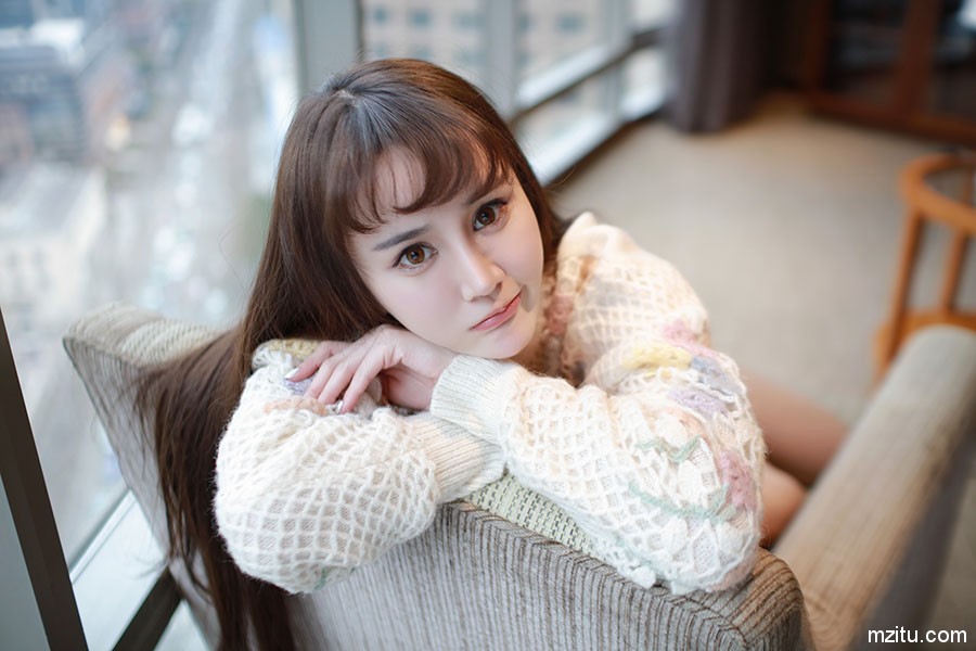 两点若隐若现 Cheryl青树高叉紧身衣私房照