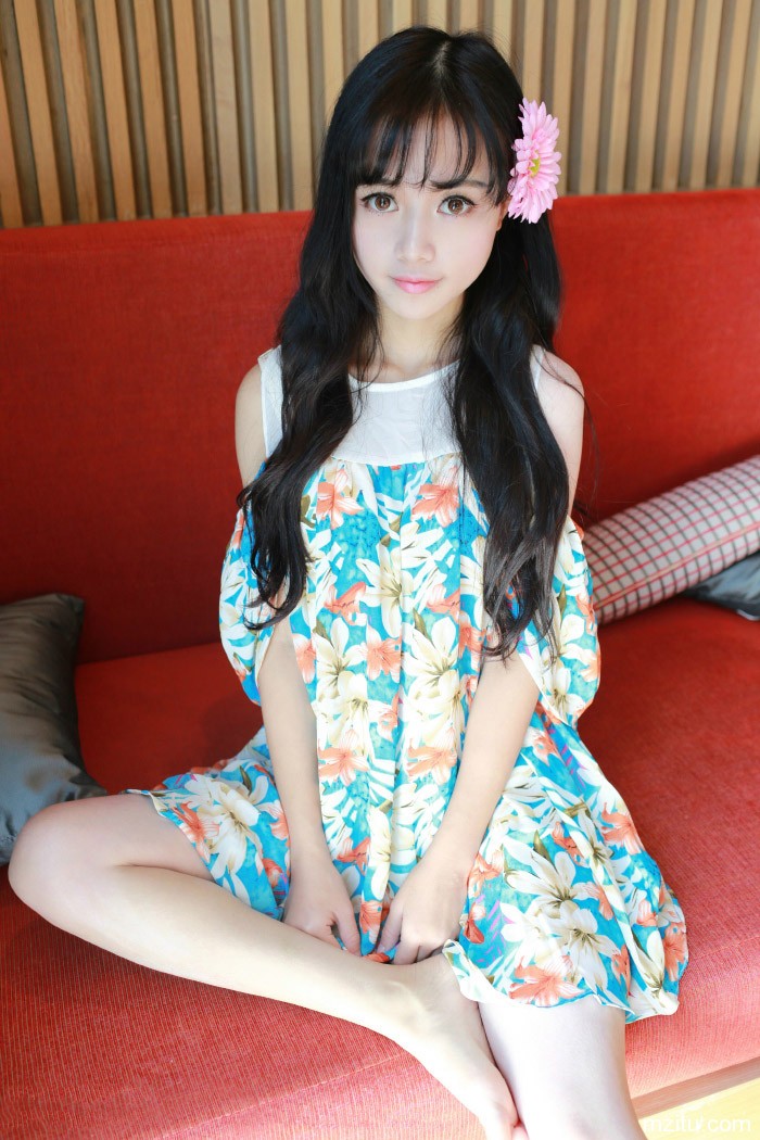 甜美有气质  百变小萝莉toro羽住