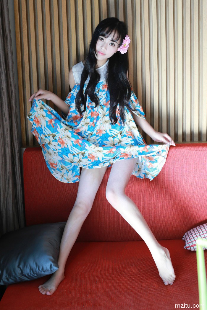 甜美有气质  百变小萝莉toro羽住