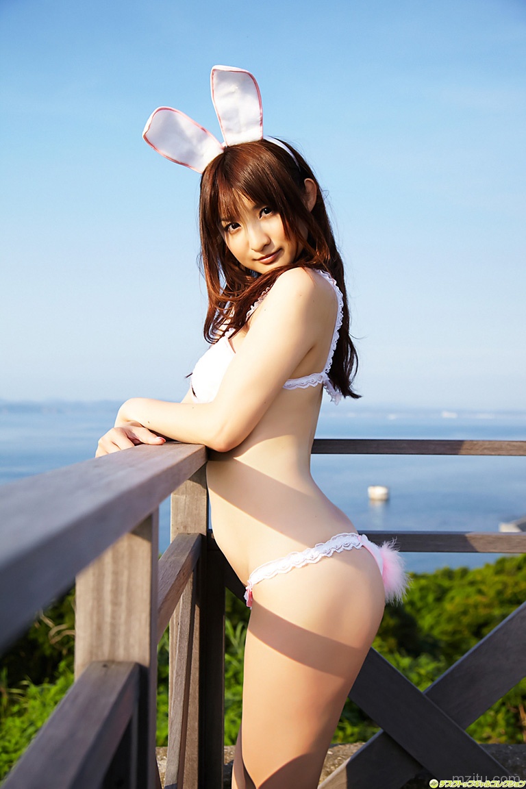 诱惑升级 甜美兔女郎尾崎娜娜