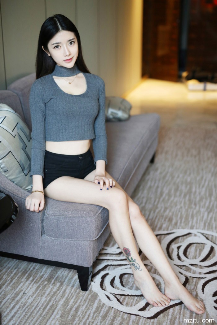 清纯又白嫩的美媛馆新晋嫩模于小小姐