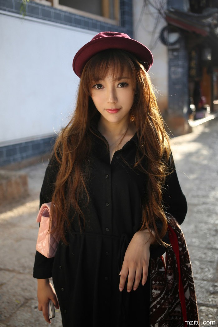 清纯美女王馨瑶甜美迷人