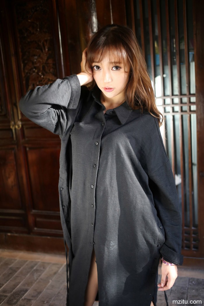 清纯美女王馨瑶甜美迷人