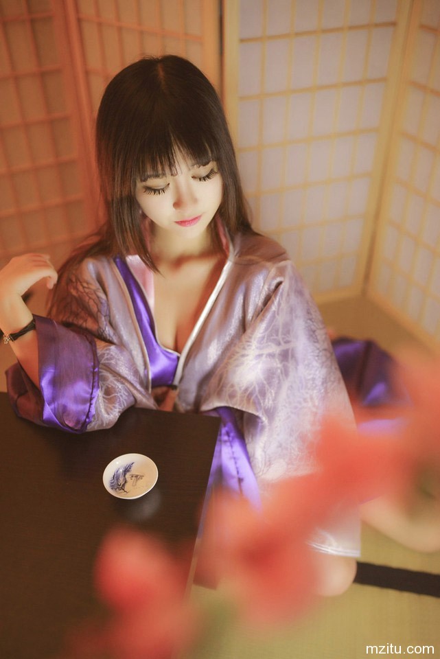 日系清纯美少女