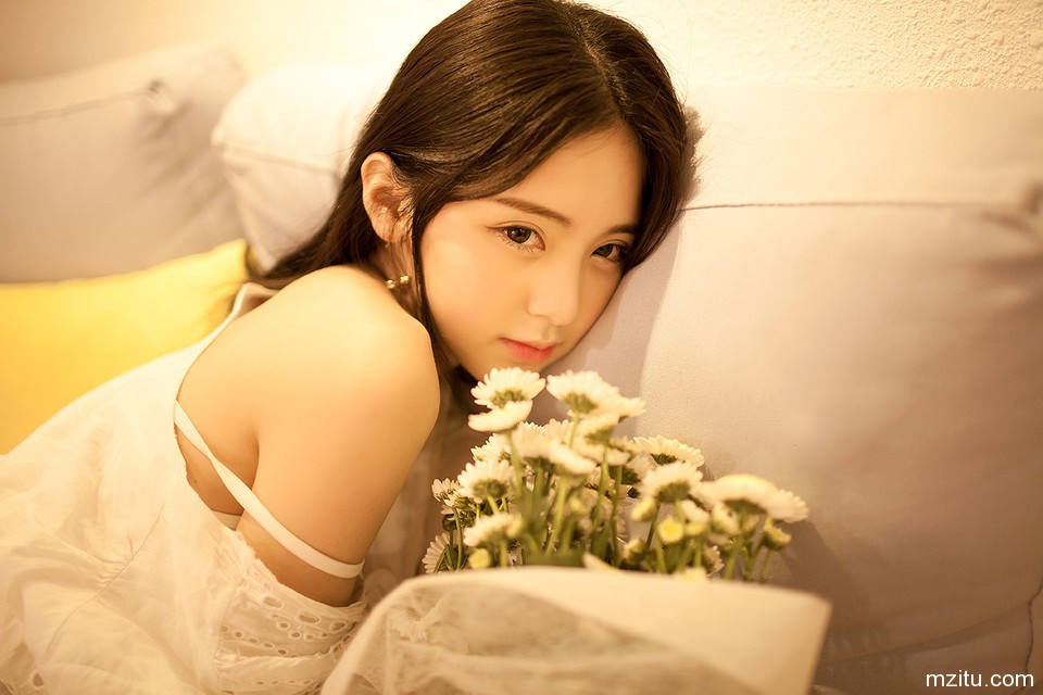 清新小美女可爱私房写真 甜美迷人