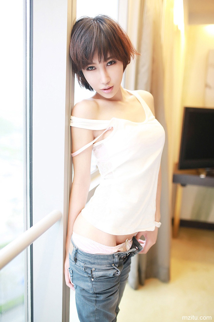 极致翘臀 张梓瑗的性感小内裤