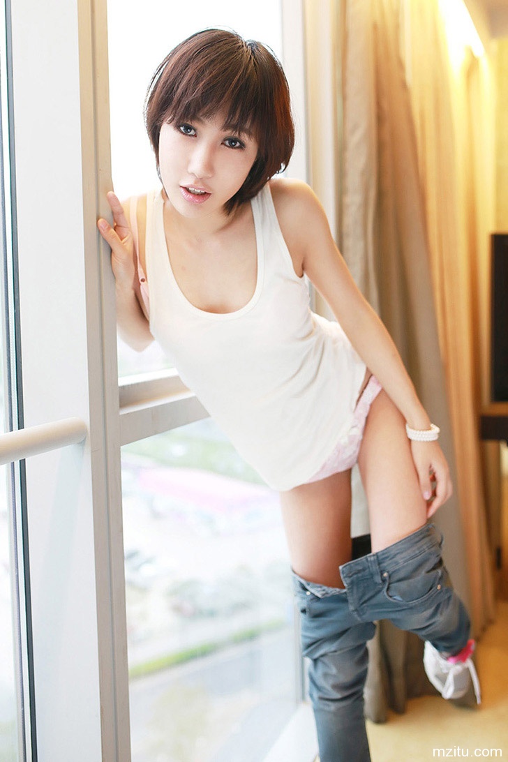 极致翘臀 张梓瑗的性感小内裤