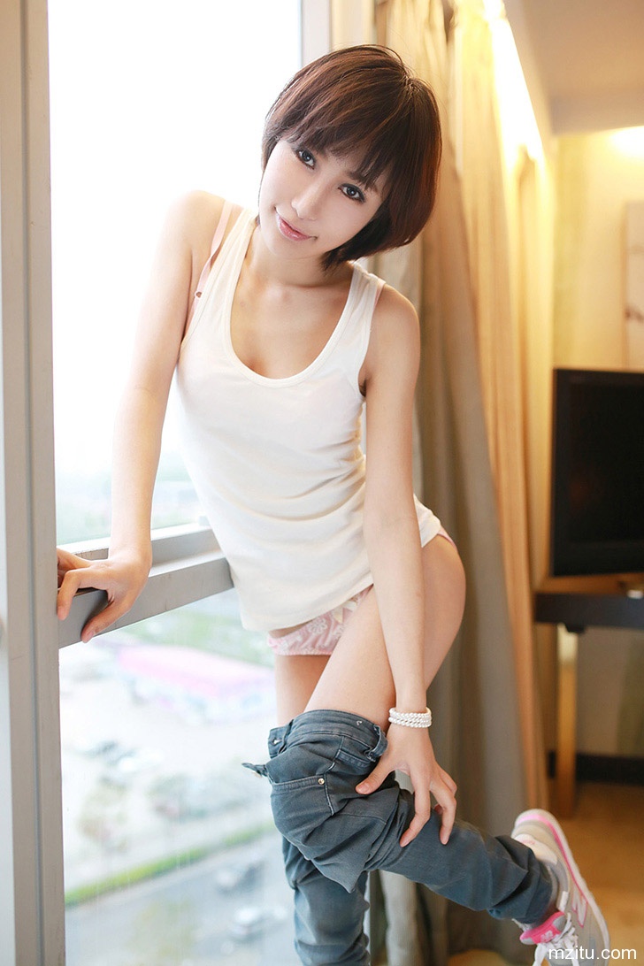 极致翘臀 张梓瑗的性感小内裤