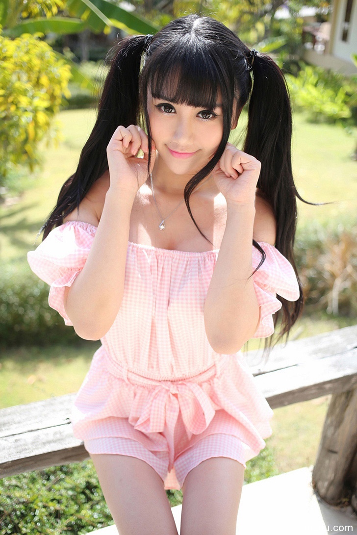 清纯美女杨晓青儿自掀裙底性感十足