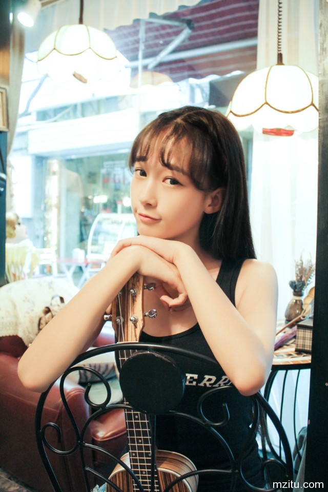 小清新美女邓思远