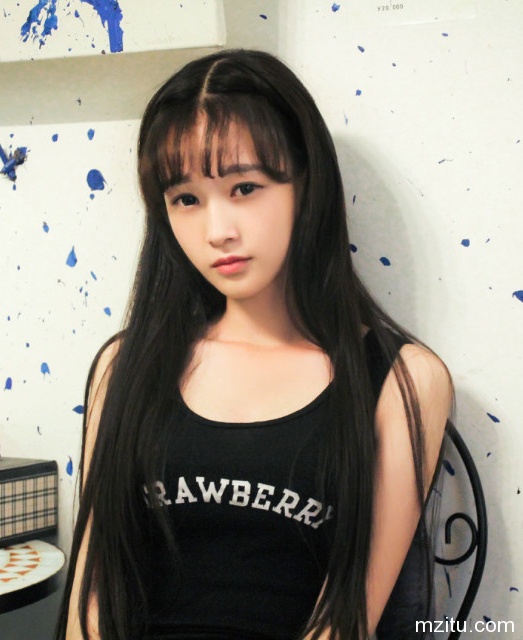 小清新美女邓思远