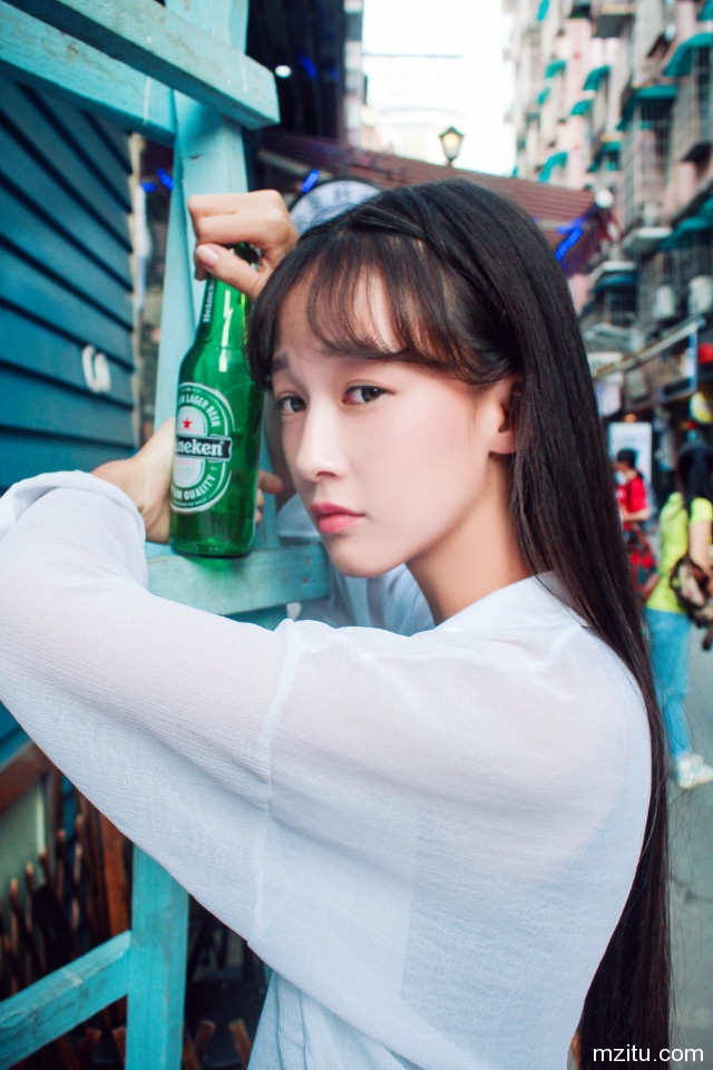 小清新美女邓思远