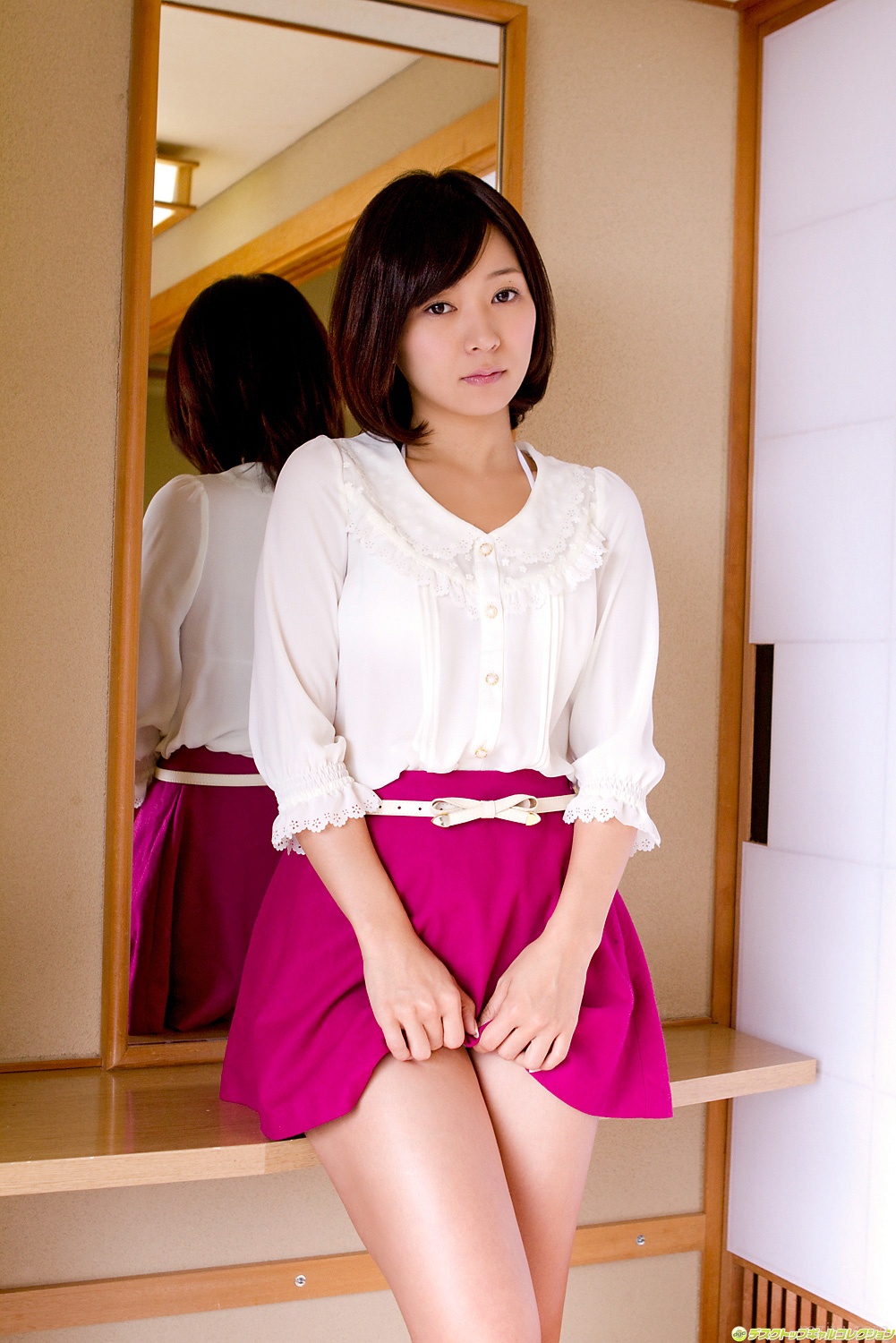 不能直视 性感新教主 阶户瑠李