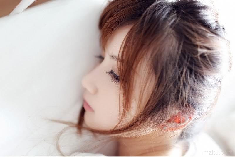 宁静妹子迷人甜美