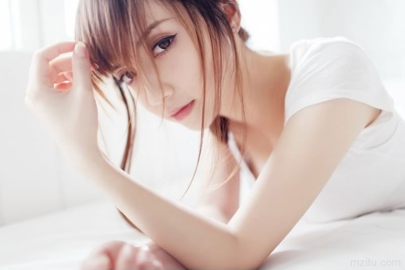 宁静妹子迷人甜美