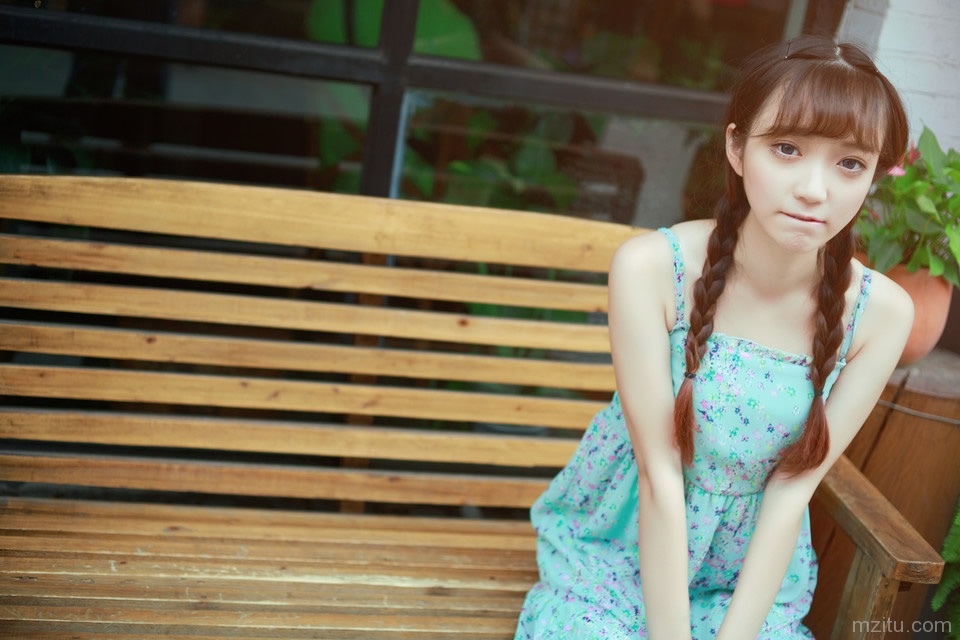 小清新妹子的眼睛会说话