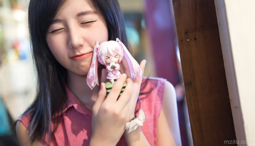 小清新妹子的眼睛会说话