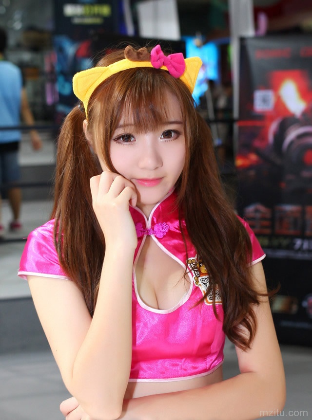 可爱迷人萌妹子