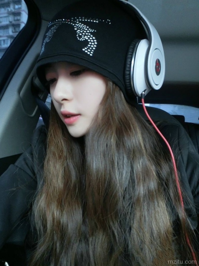 居家女神性感自拍照