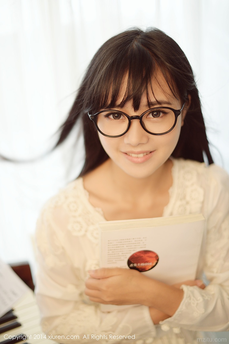 清纯小妹子toro羽住