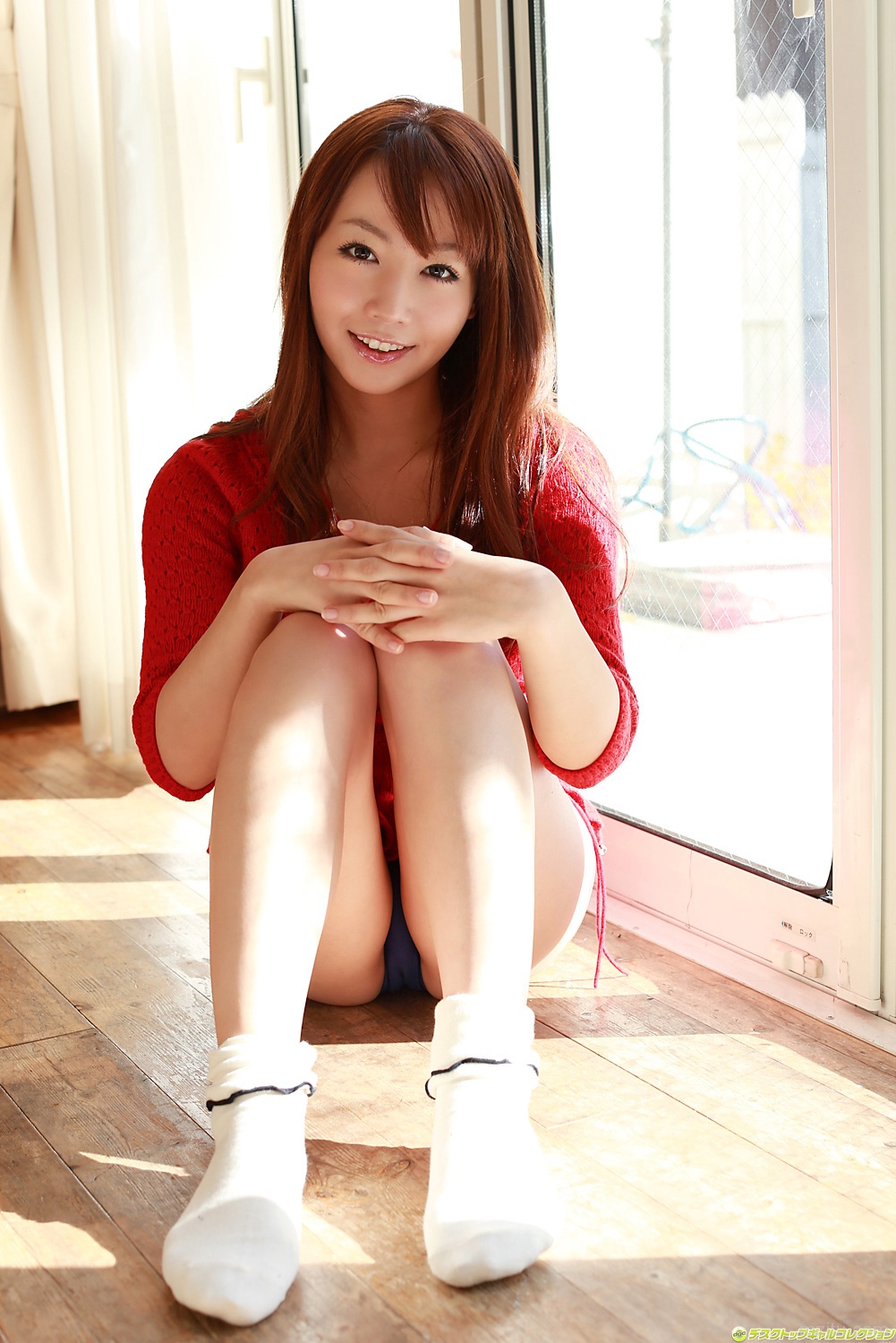 性感湿身尽显清纯娇美 西本明日香