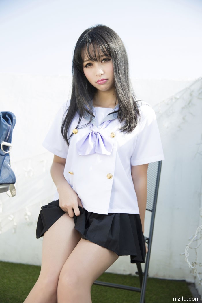 尤果日系妹子Sora脱下校装展露令人心跳的身材