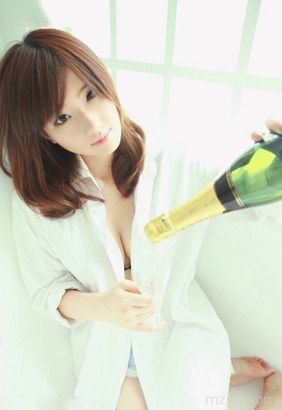 可爱清新的少女