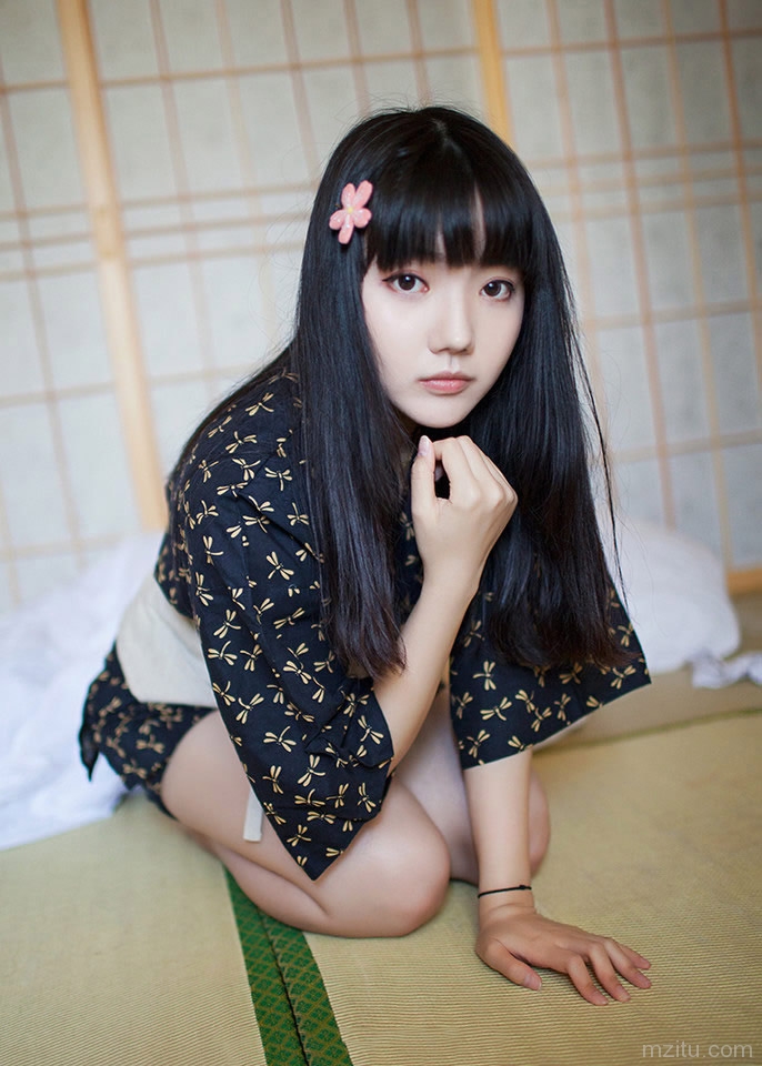 气质性感嫩妹子