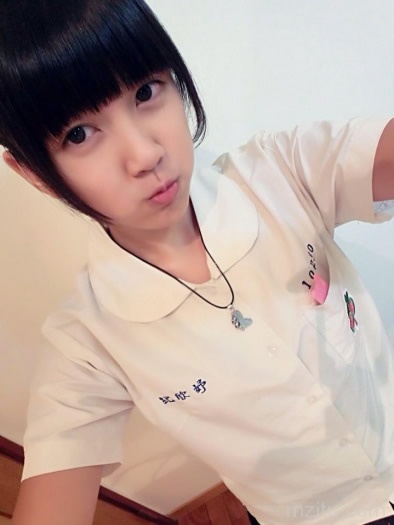 纯美清新小妹子,甜到心里