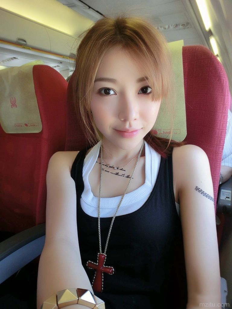 纯美清新小妹子,甜到心里