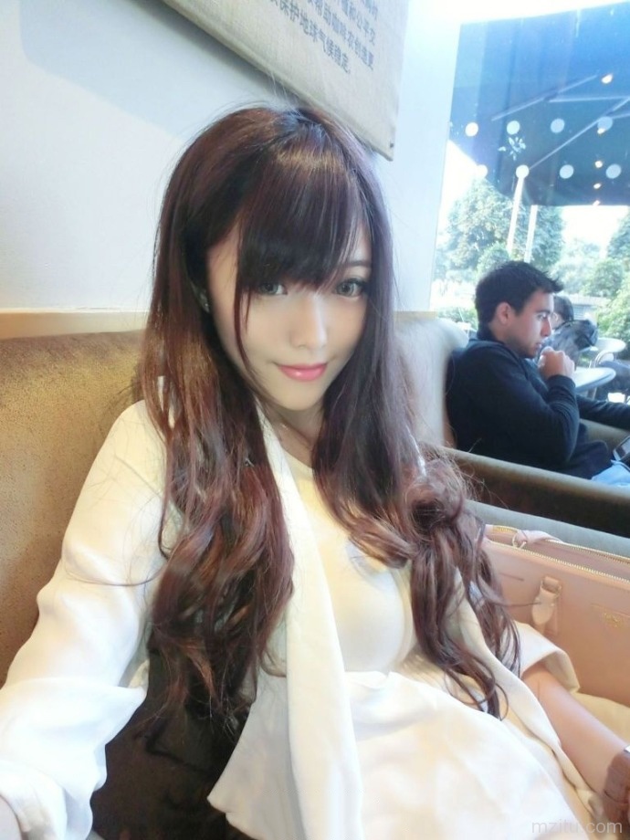 气质清新可爱又喜欢卖萌