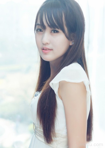 花季清纯气质美女