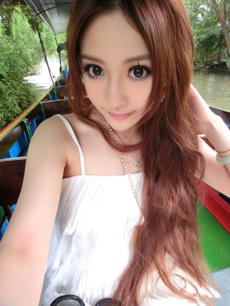 水灵水灵的可爱妹子